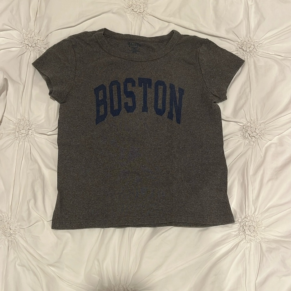 Brandy Melville Boston T-shirt